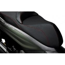 Piaggio Καπάκι Σέλας Carbon Look Για Beverly Sport Allure Δεξί 